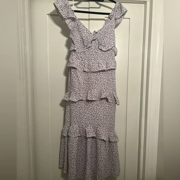 Floral Tiered Midi Dress - WORN ONCE - Picture 3 of 3